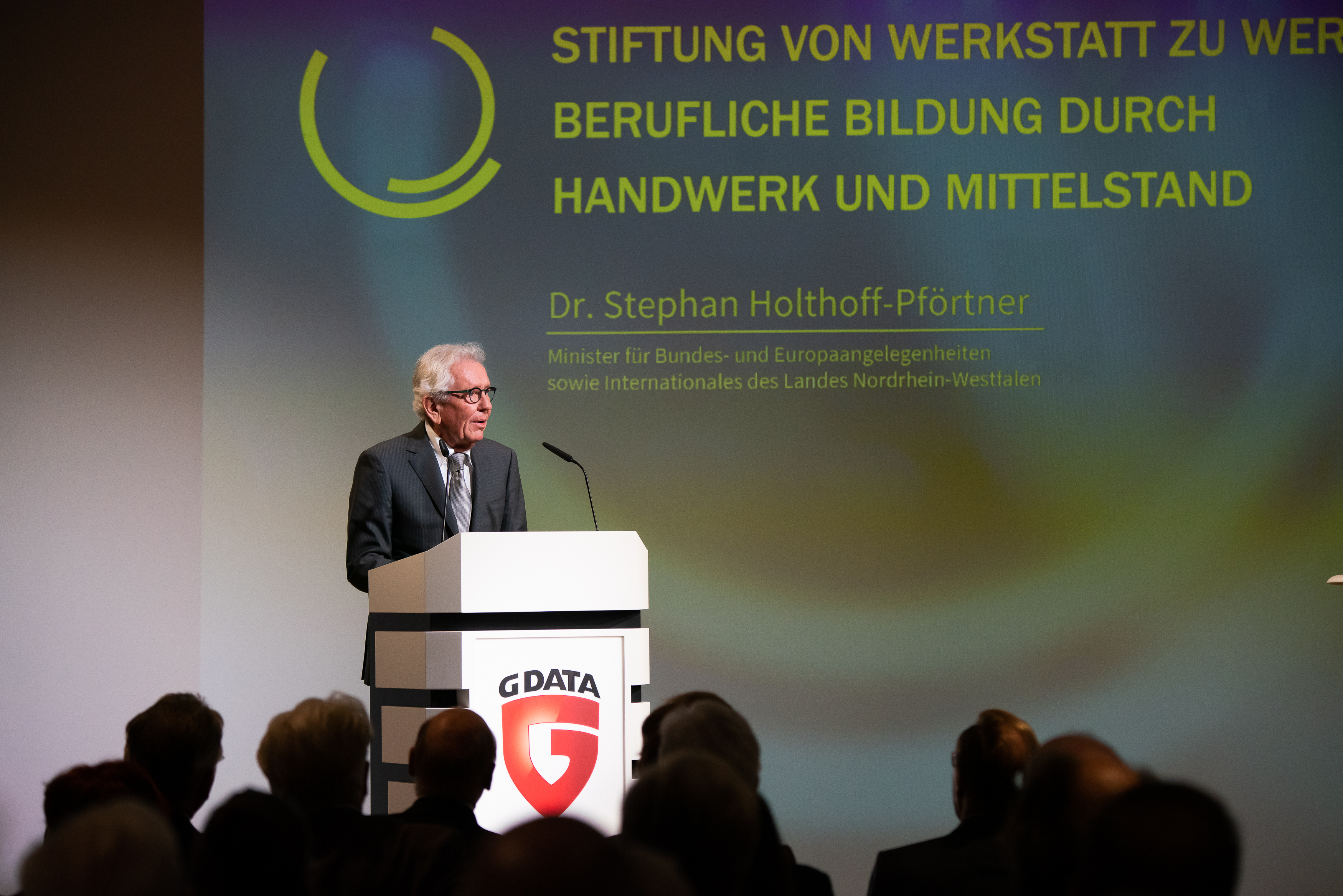 Jubilaeum_25_Jahre_Stiftung_Werkstatt_zu_Werkstatt-0014.JPG